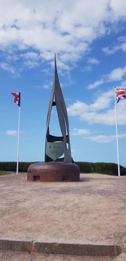 Normandie Sword Beach Hermanville-sur-Mer Екстериор снимка